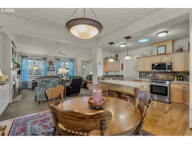 $529,900 | 1075 Northeast Hudspeth Lane, Prineville, OR 97754