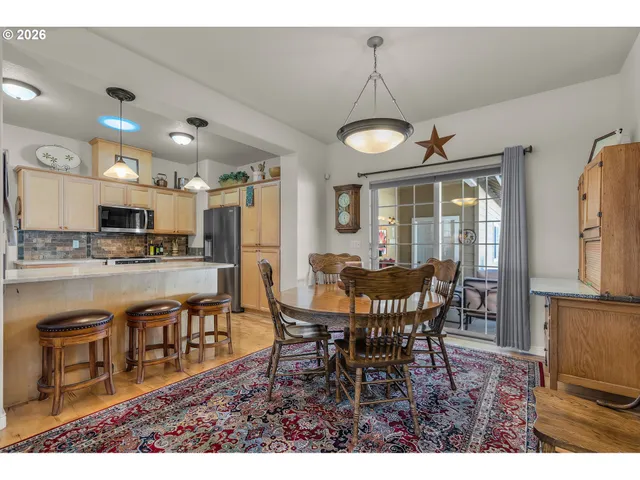 $529,900 | 1075 Northeast Hudspeth Lane, Prineville, OR 97754