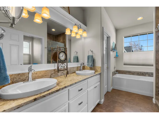 $529,900 | 1075 Northeast Hudspeth Lane, Prineville, OR 97754