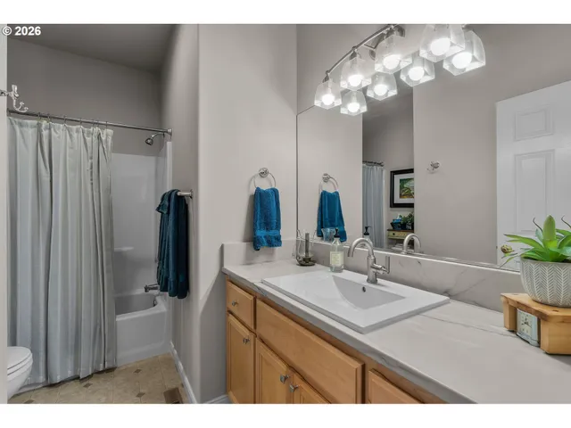 $529,900 | 1075 Northeast Hudspeth Lane, Prineville, OR 97754