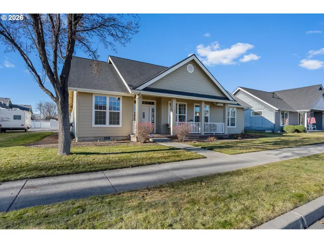 $529,900 | 1075 Northeast Hudspeth Lane, Prineville, OR 97754