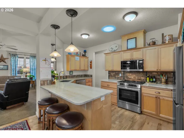 $529,900 | 1075 Northeast Hudspeth Lane, Prineville, OR 97754