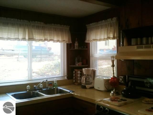4338 East Duck Lake Road Grawn, MI 49637 - Photo 7 of 11 1739947-6.JPG