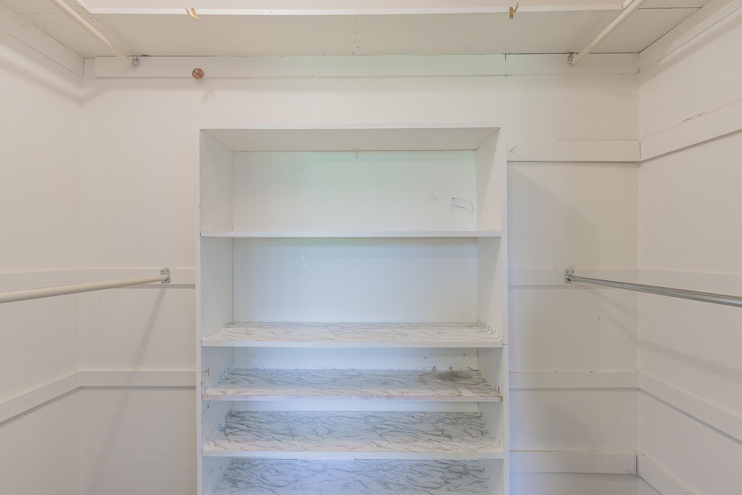 1704 Gray Road Chattanooga, TN 37421 - Photo 17 of 26 1704 Gray Road HD_-Master Closet