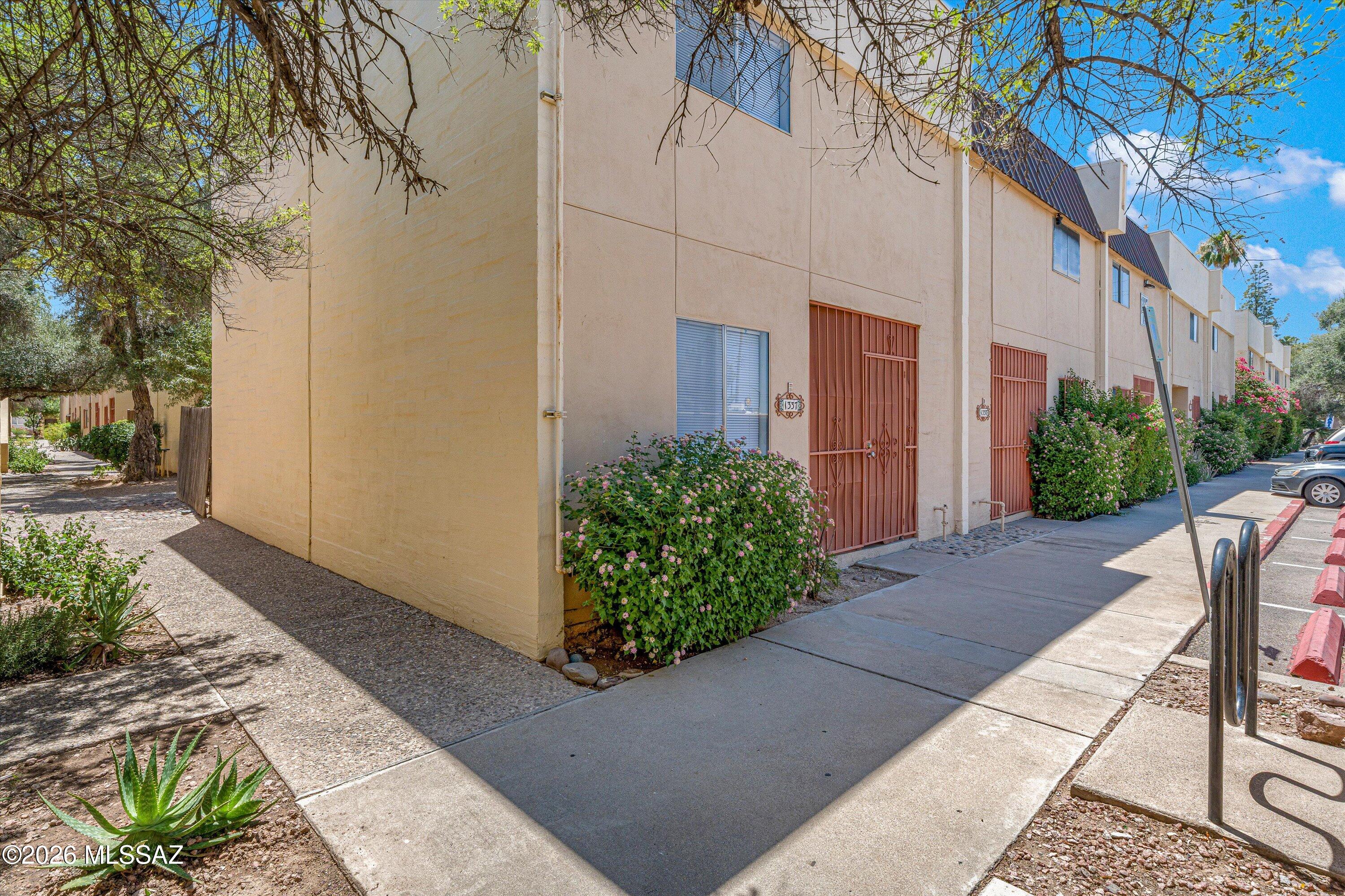1337 East Fort Lowell Road, Unit 23 Tucson, AZ 85719 - Photo 2 of 27