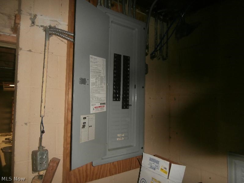 5975 West Pleasant Valley Road Cleveland, OH 44129 - Photo 20 of 23 Gallery Image 20