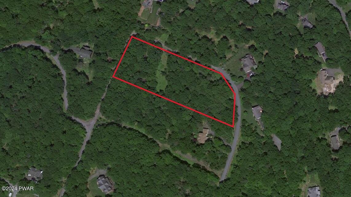 129-133 Indian Trail Road Milford, PA 18337 - Photo 7 of 9