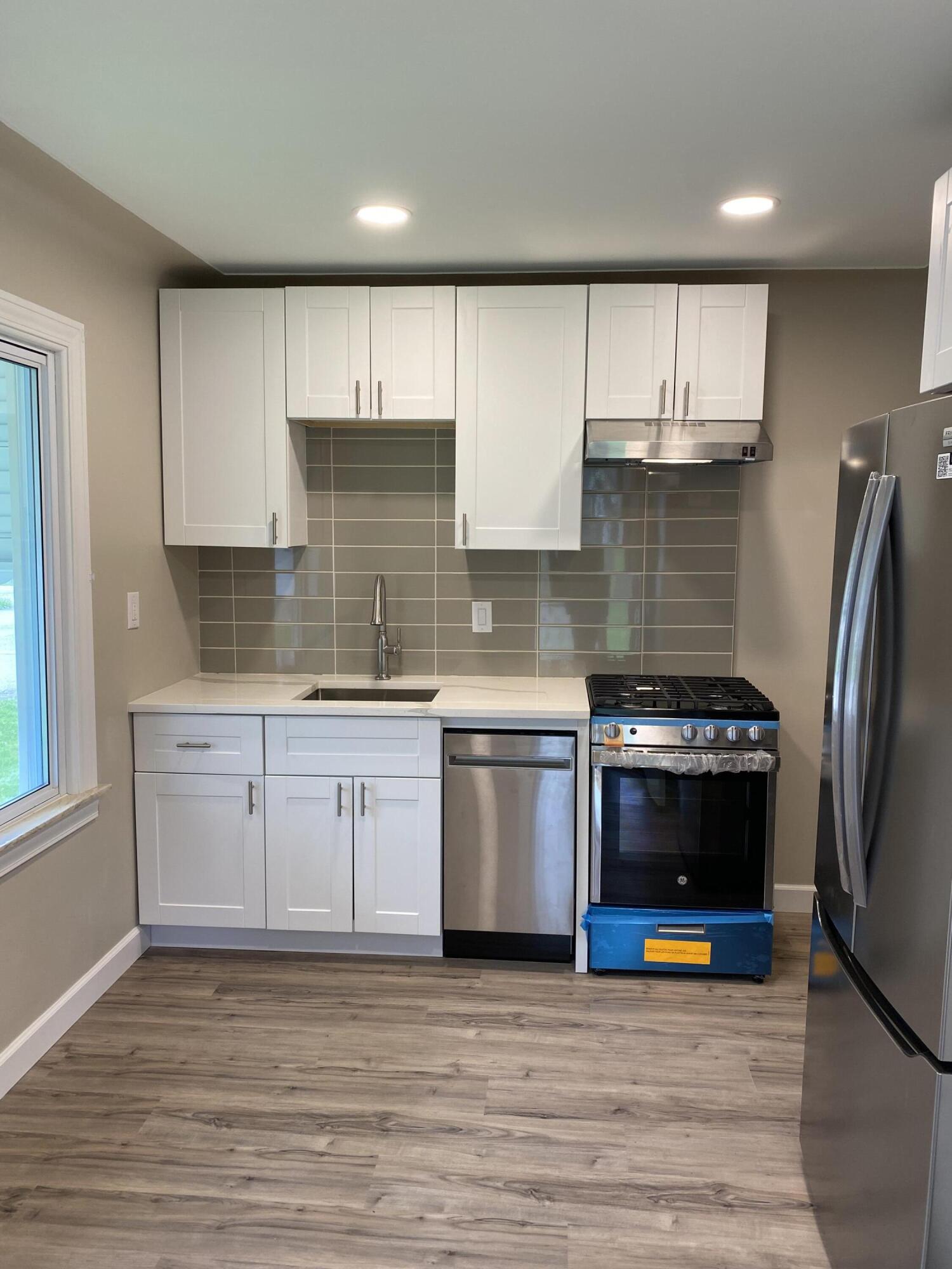 2790 Wisconsin Road Troy, MI 48083 - Photo 11 of 13 IMG_5164