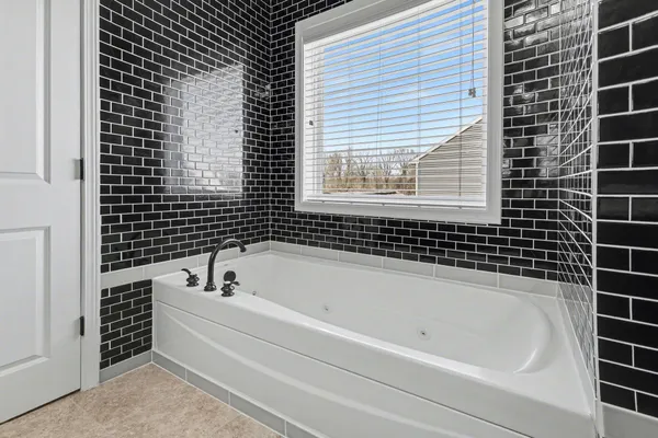 $485,000 | 9565 Neumann Circle, Ypsilanti, MI 48197