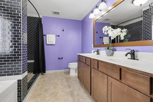 $485,000 | 9565 Neumann Circle, Ypsilanti, MI 48197