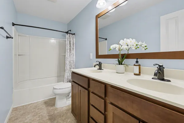 $485,000 | 9565 Neumann Circle, Ypsilanti, MI 48197