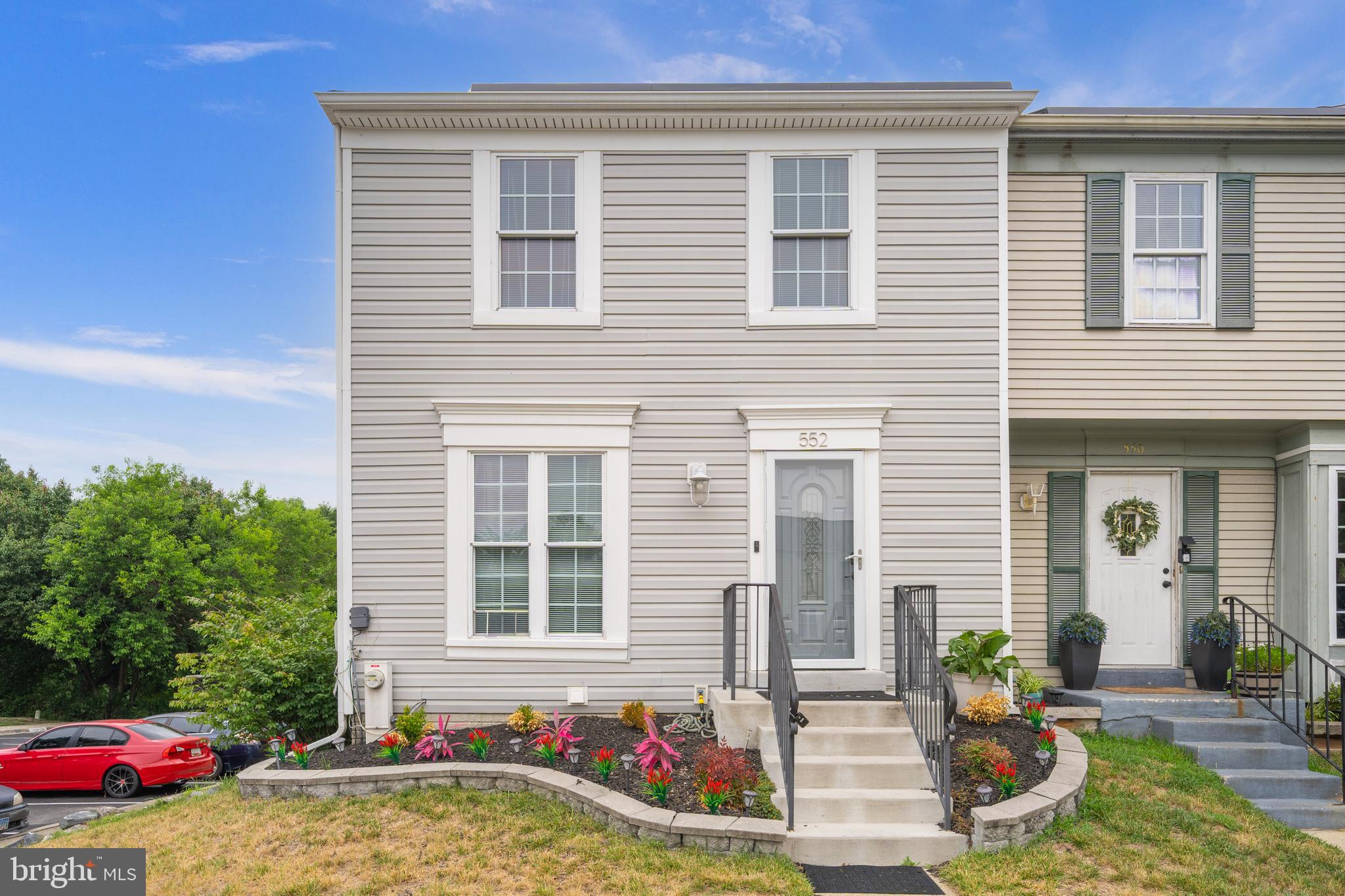552 Short Curve Road Glen Burnie, MD 21061 - Photo 2 of 31