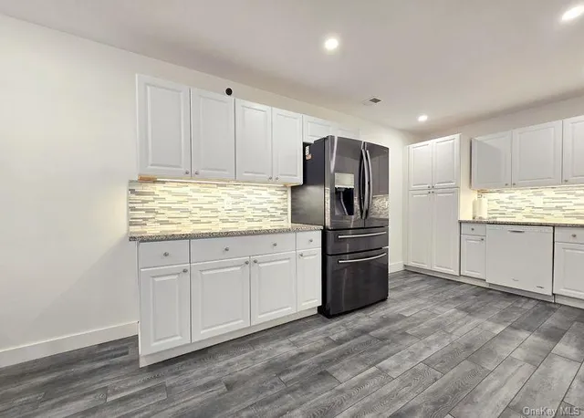 $449,999 | 239 Birchwood Road, Coram, NY 11727