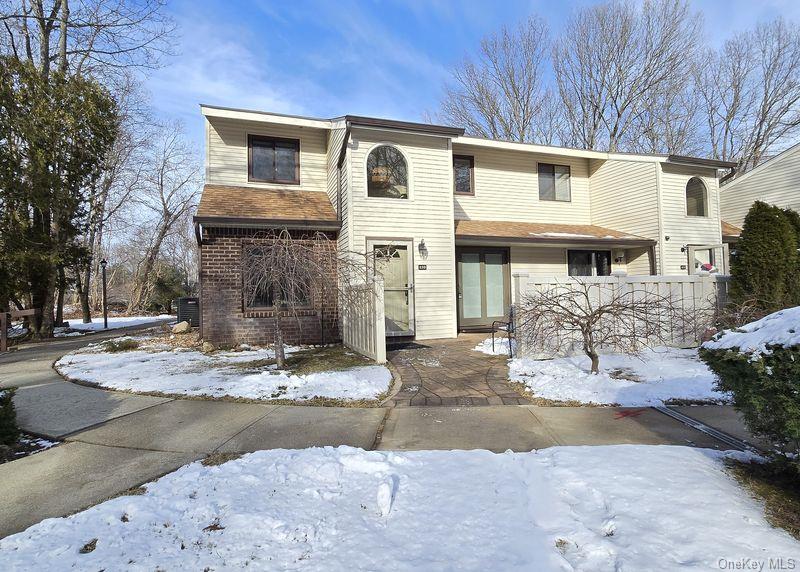 239 Birchwood Road Coram, NY 11727 - Photo 2 of 31