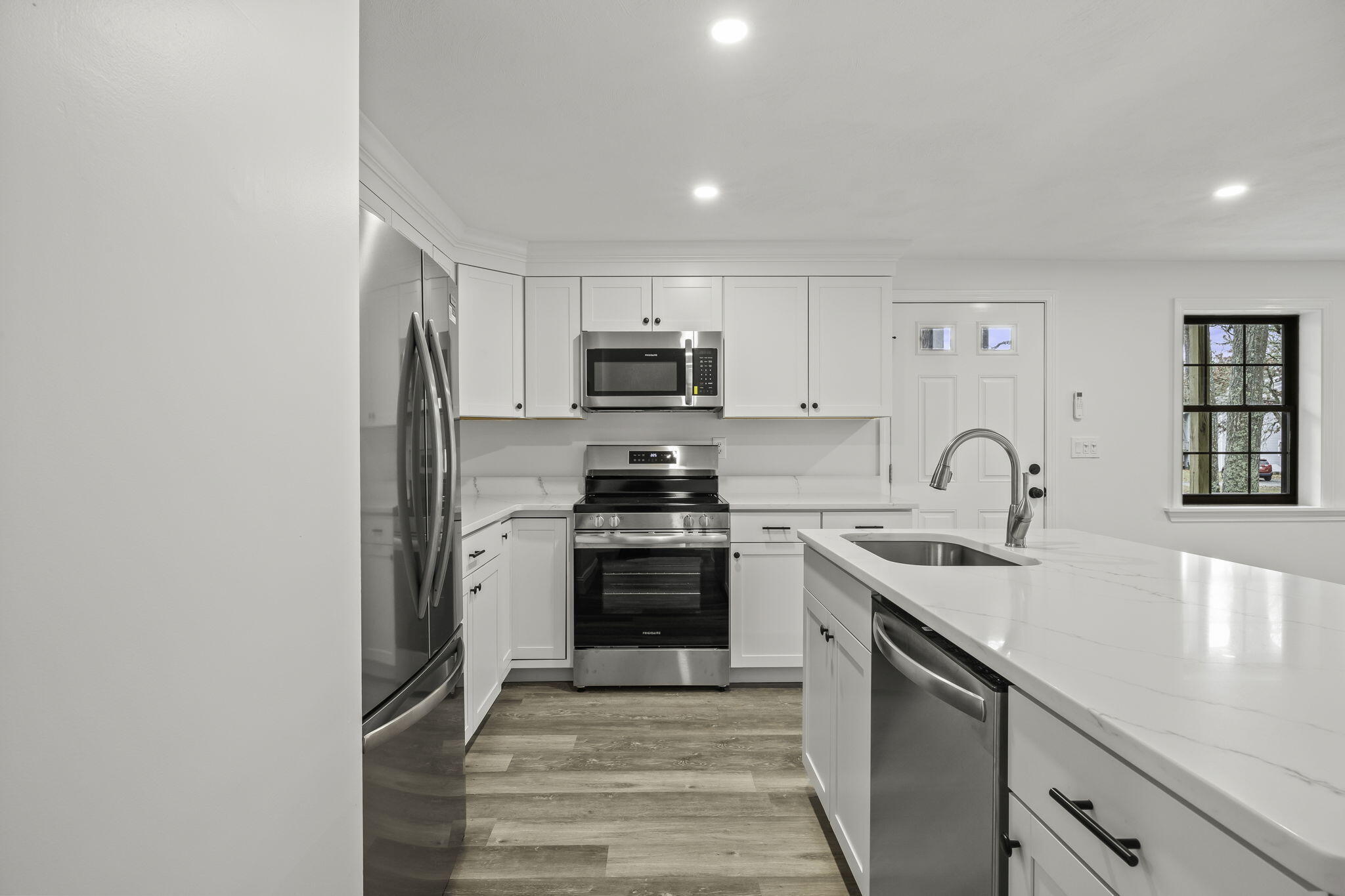 35 Ashumet Road, Unit 9B Mashpee, MA 02649 - Photo 12 of 26 12-web-or-mls-35-ashumet-rd-9b