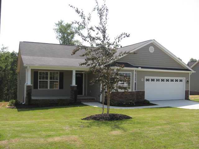 475 Hipps Road Simpsonville, SC 29680 - Photo 1 of 8 Gallery Image 1