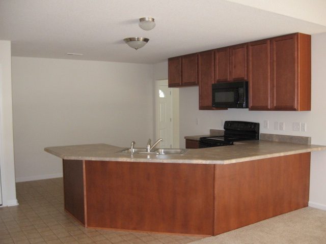 475 Hipps Road Simpsonville, SC 29680 - Photo 6 of 8 Gallery Image 6