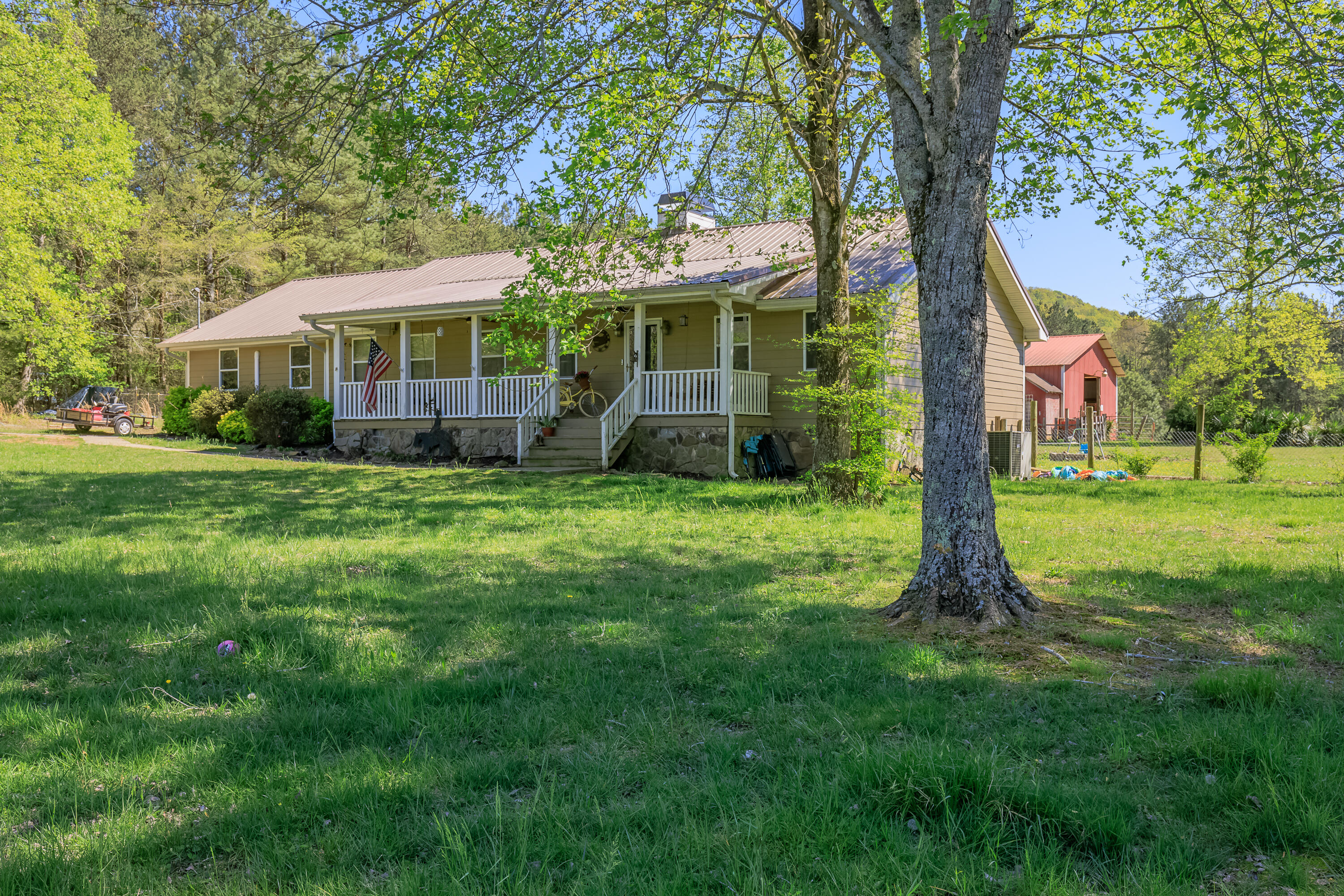 1758 County Line Road Rock Spring, GA 30739 - Photo 5 of 54 7