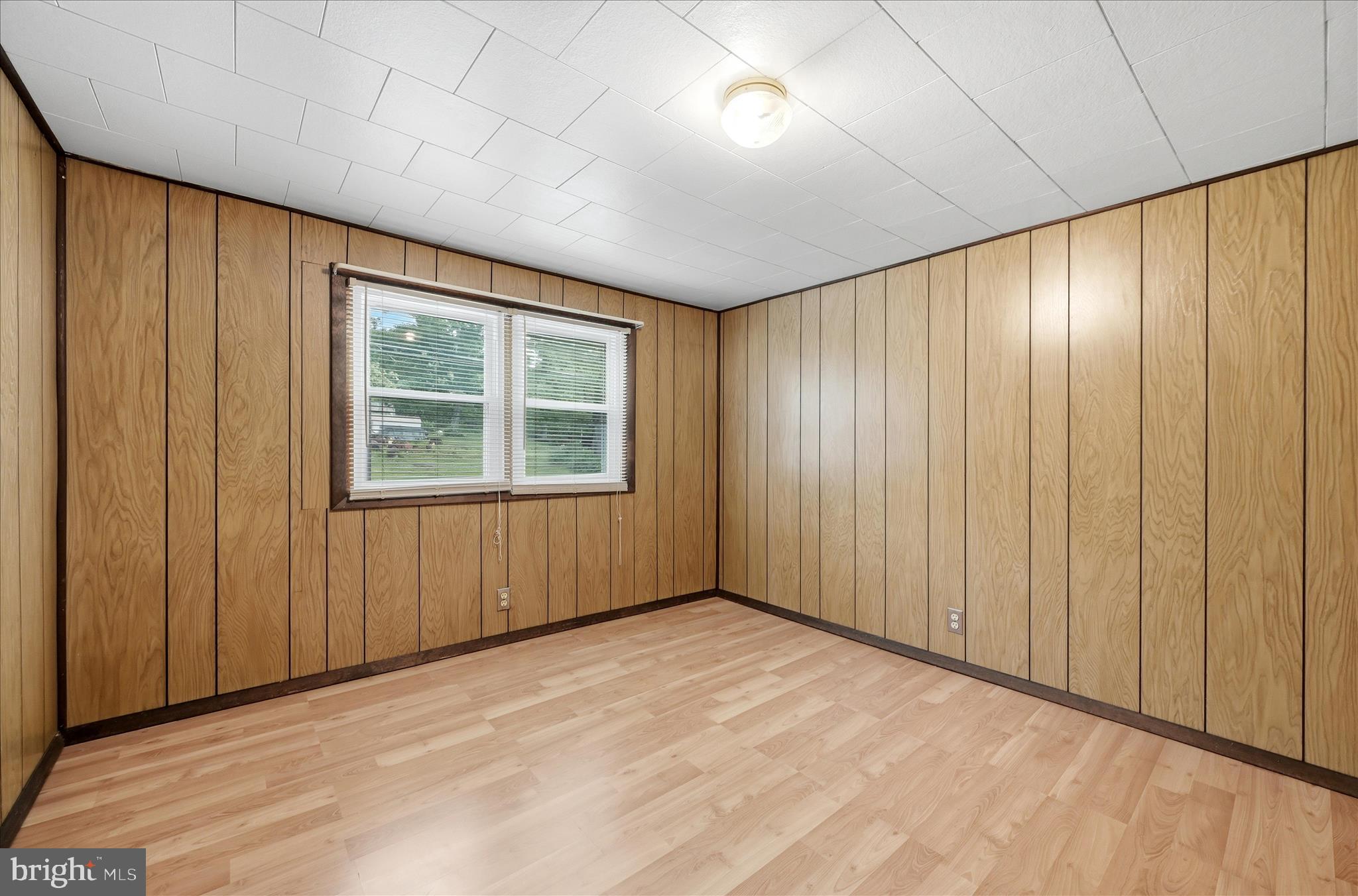 126 Marple Road Winchester, VA 22603 - Photo 22 of 42 Bedroom 3