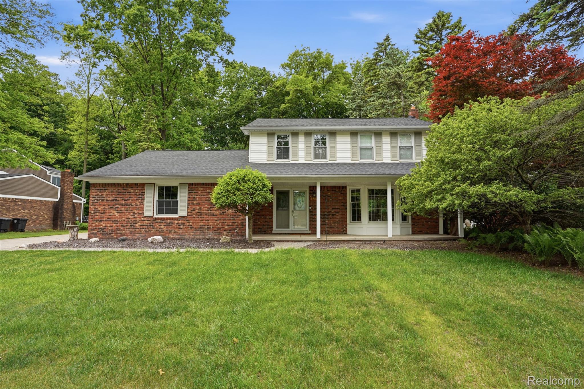 18461 Gill Road Livonia, MI 48152 - Photo 1 of 39 2.jpg