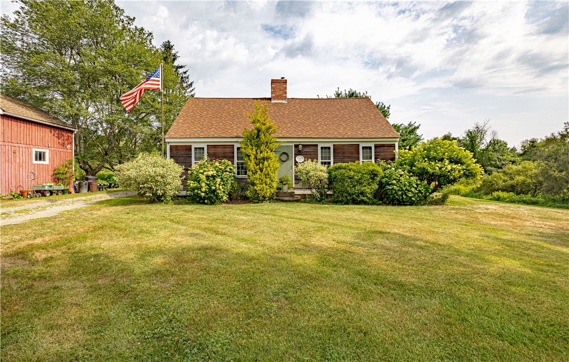 93 Moosup Valley Road Foster, RI 02825 - Photo 1 of 37