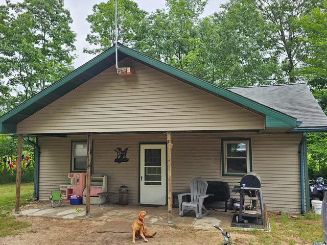 $429,900 | 3607 West Bawkey Road, Farwell, MI 48622