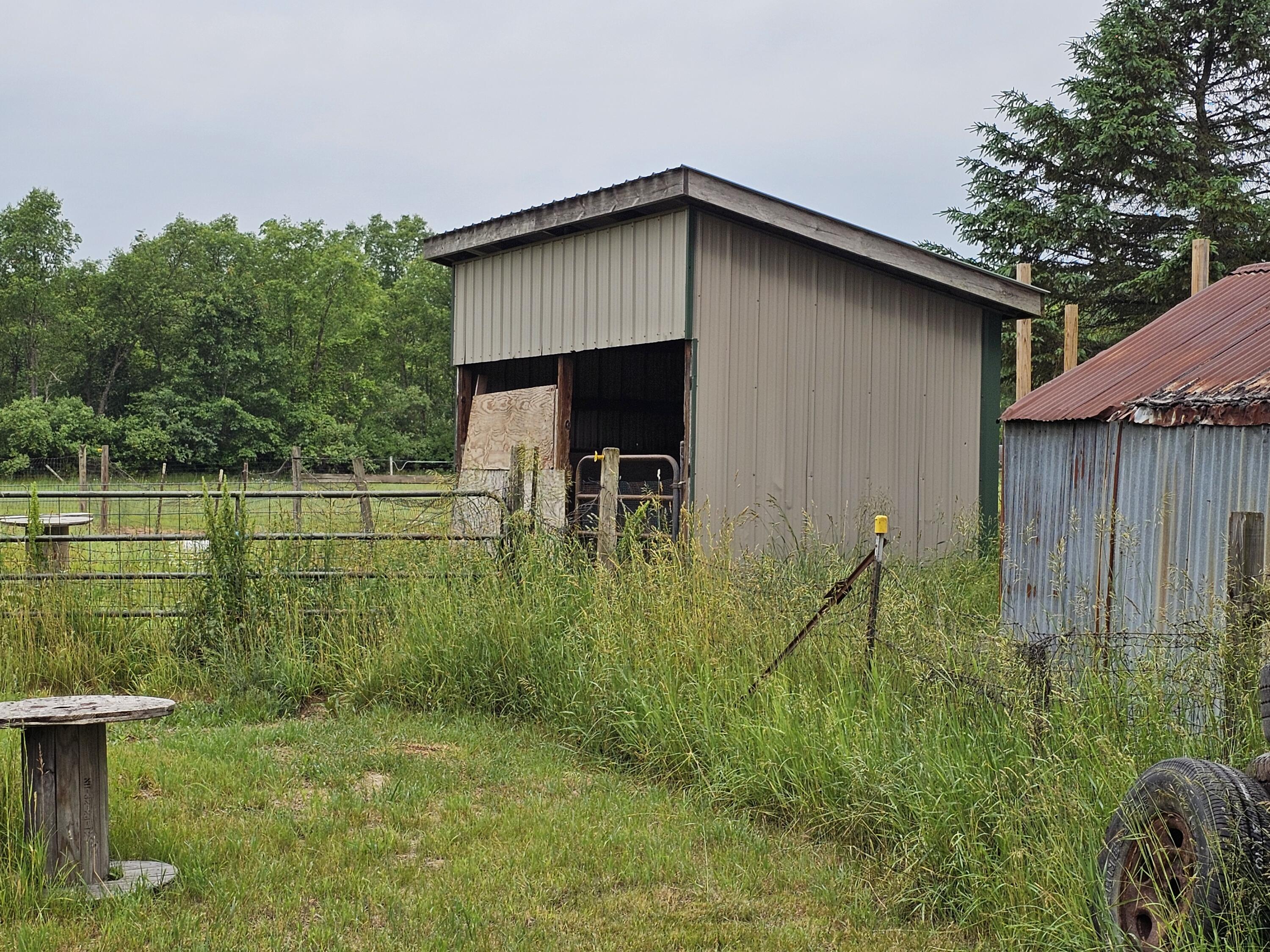 3607 West Bawkey Road Farwell, MI 48622 - Photo 57 of 61 1000010085