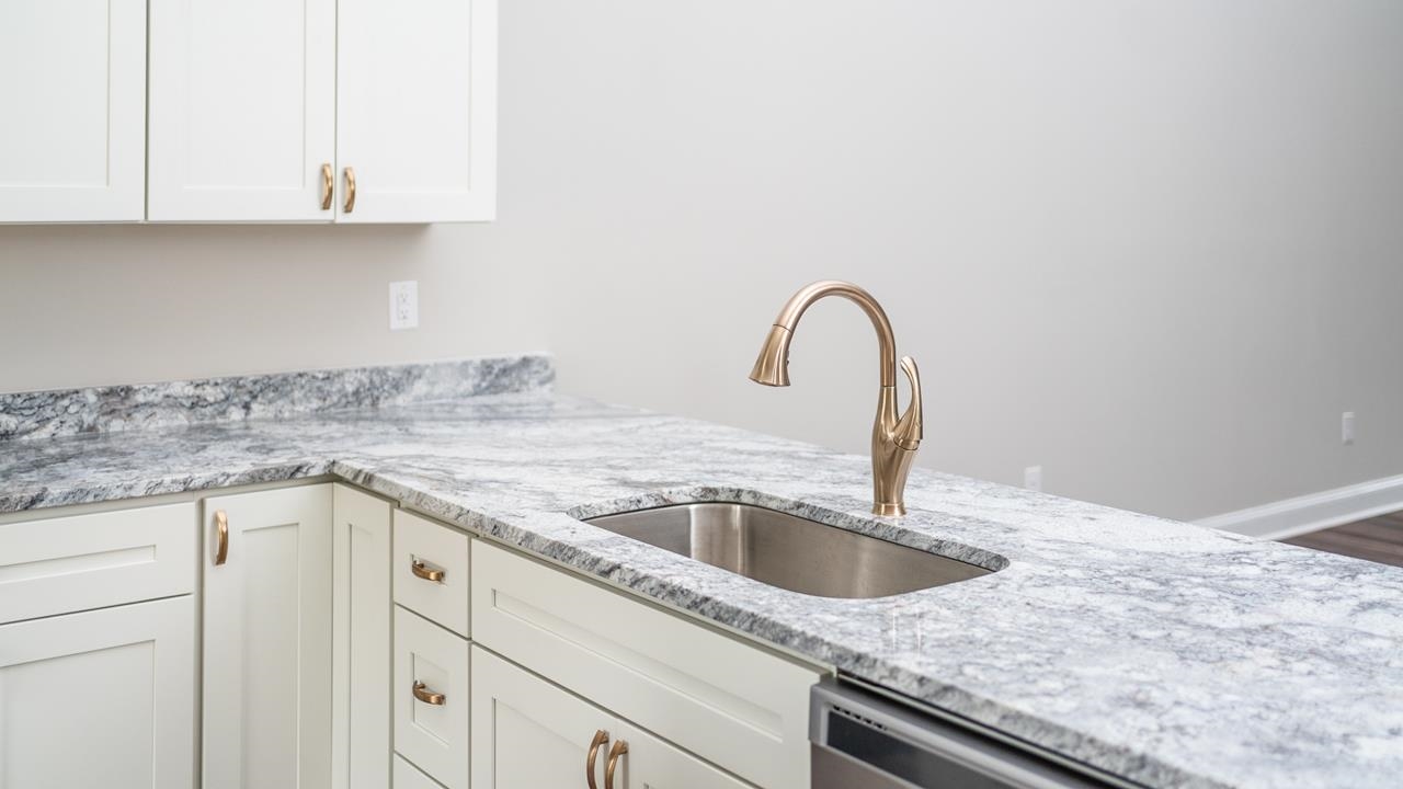 123 Overlook Road, Unit 10 Staunton, VA 24401 - Photo 4 of 20 Gallery Image 4