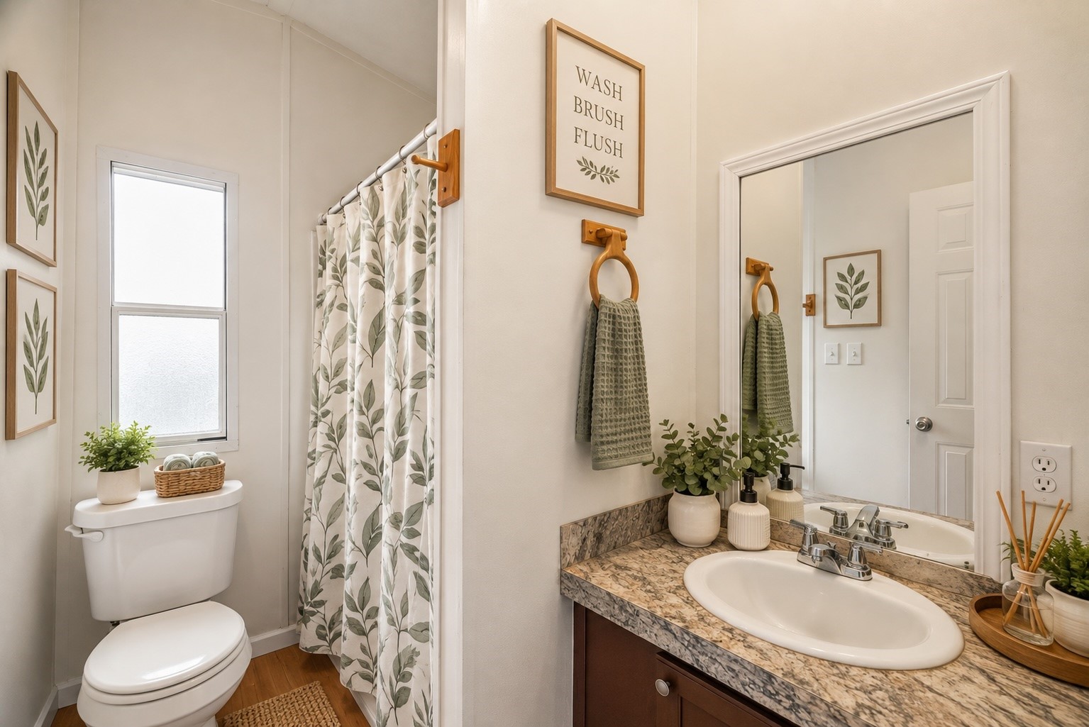 191 Aquarius Road Conroe, TX 77306 - Photo 26 of 32 Second bathroom. Virtually Staged