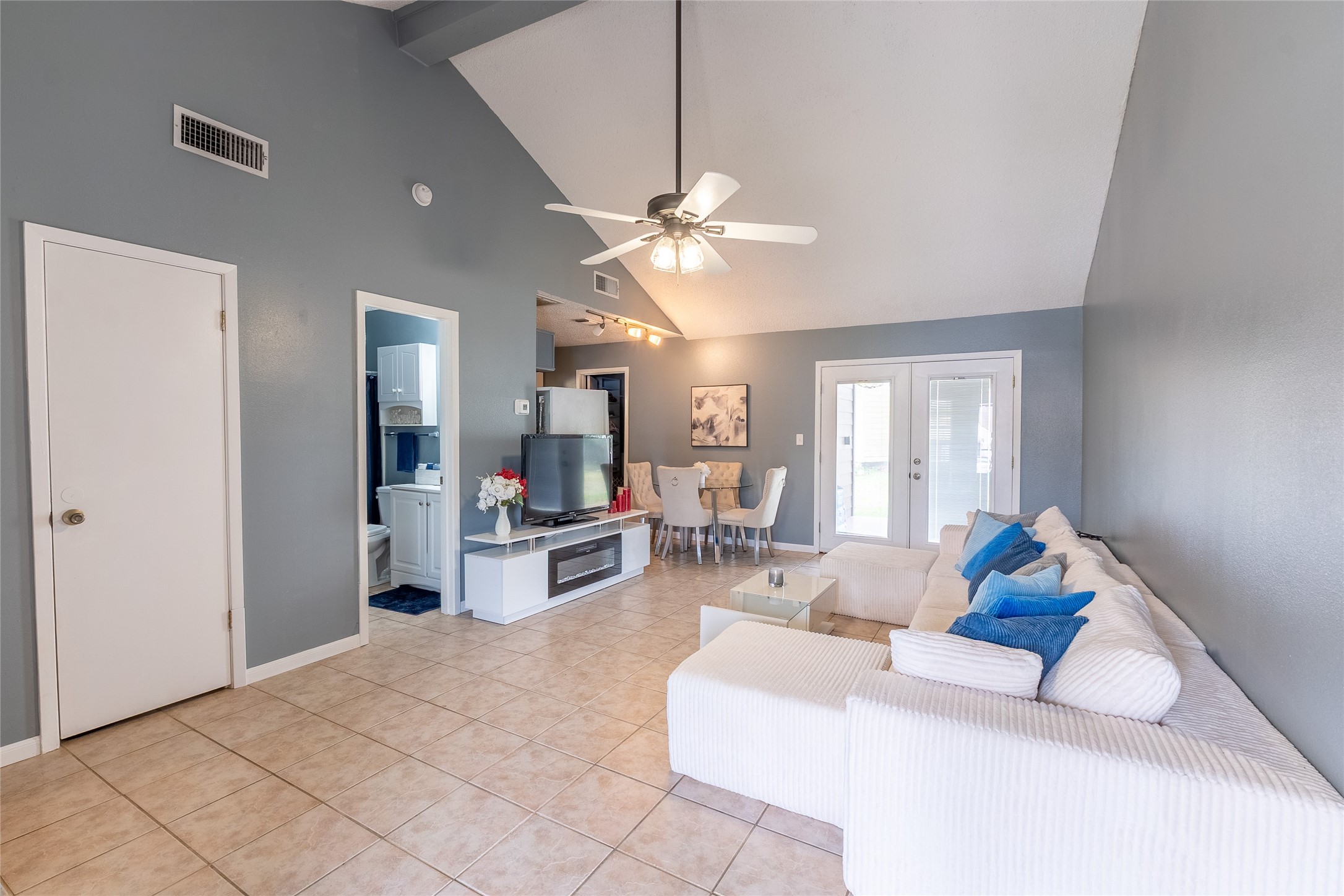 23 Townhouse Lane, Unit 23 Trinity, TX 75862 - Photo 8 of 25