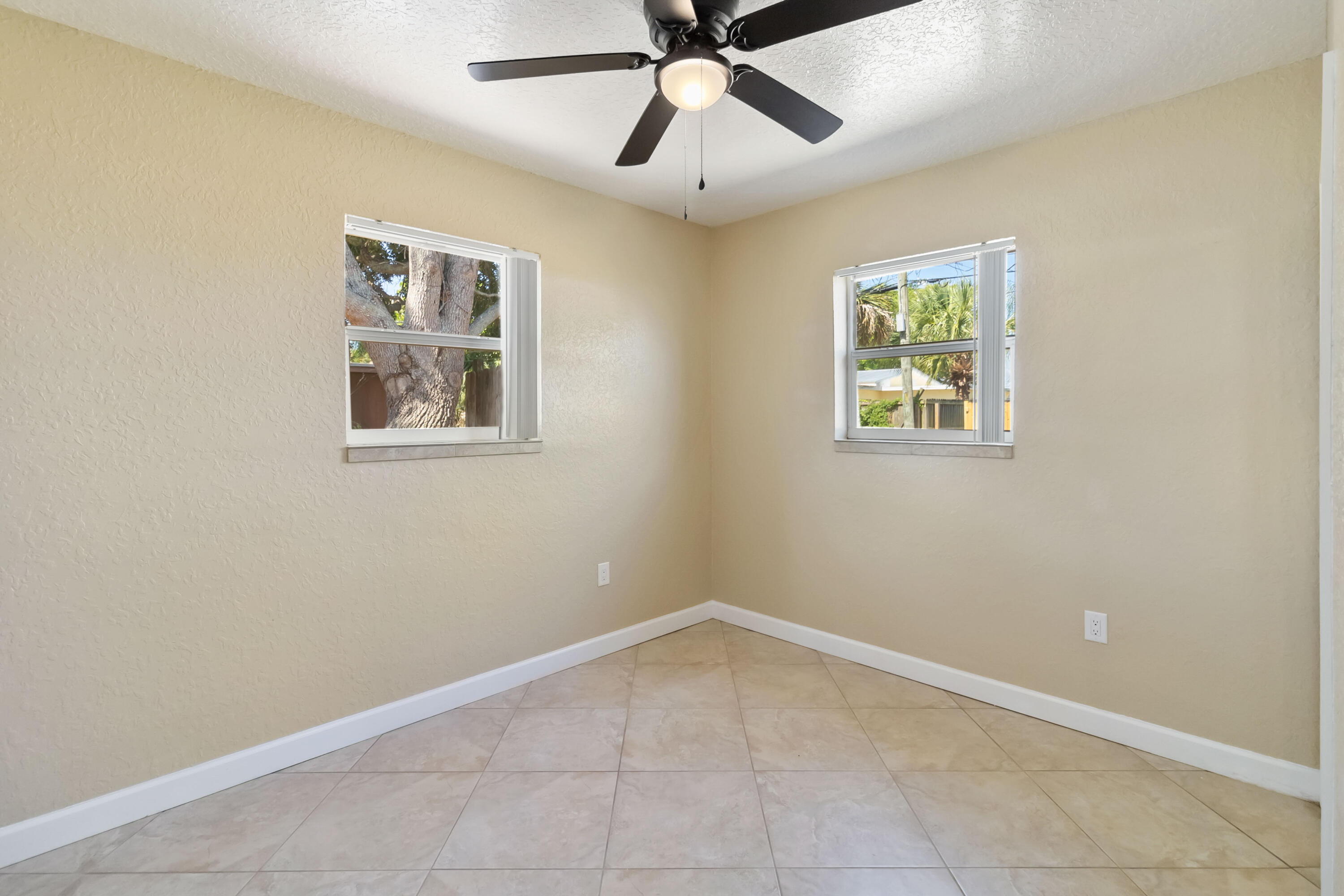 2908 Emory Street Melbourne, FL 32901 - Photo 20 of 34 020