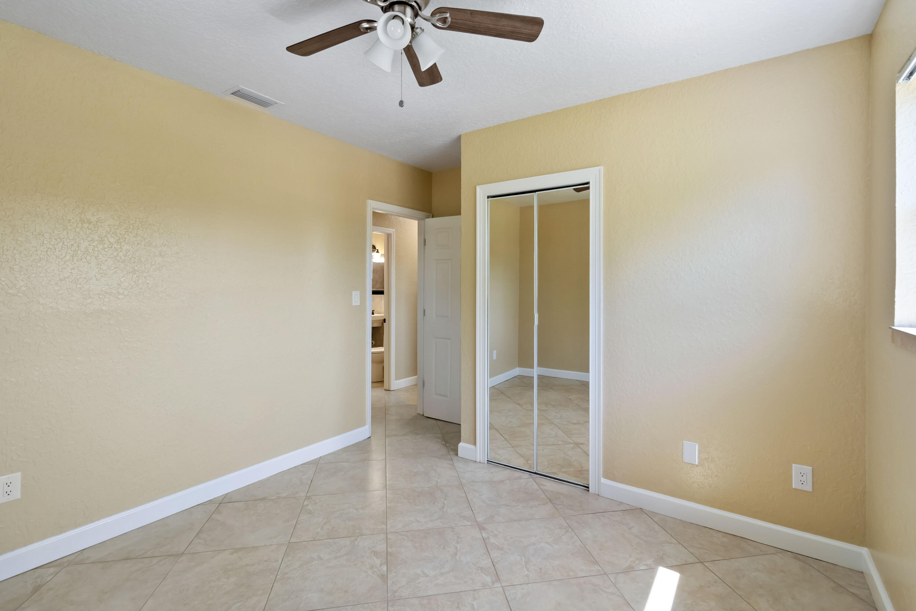 2908 Emory Street Melbourne, FL 32901 - Photo 24 of 34 023