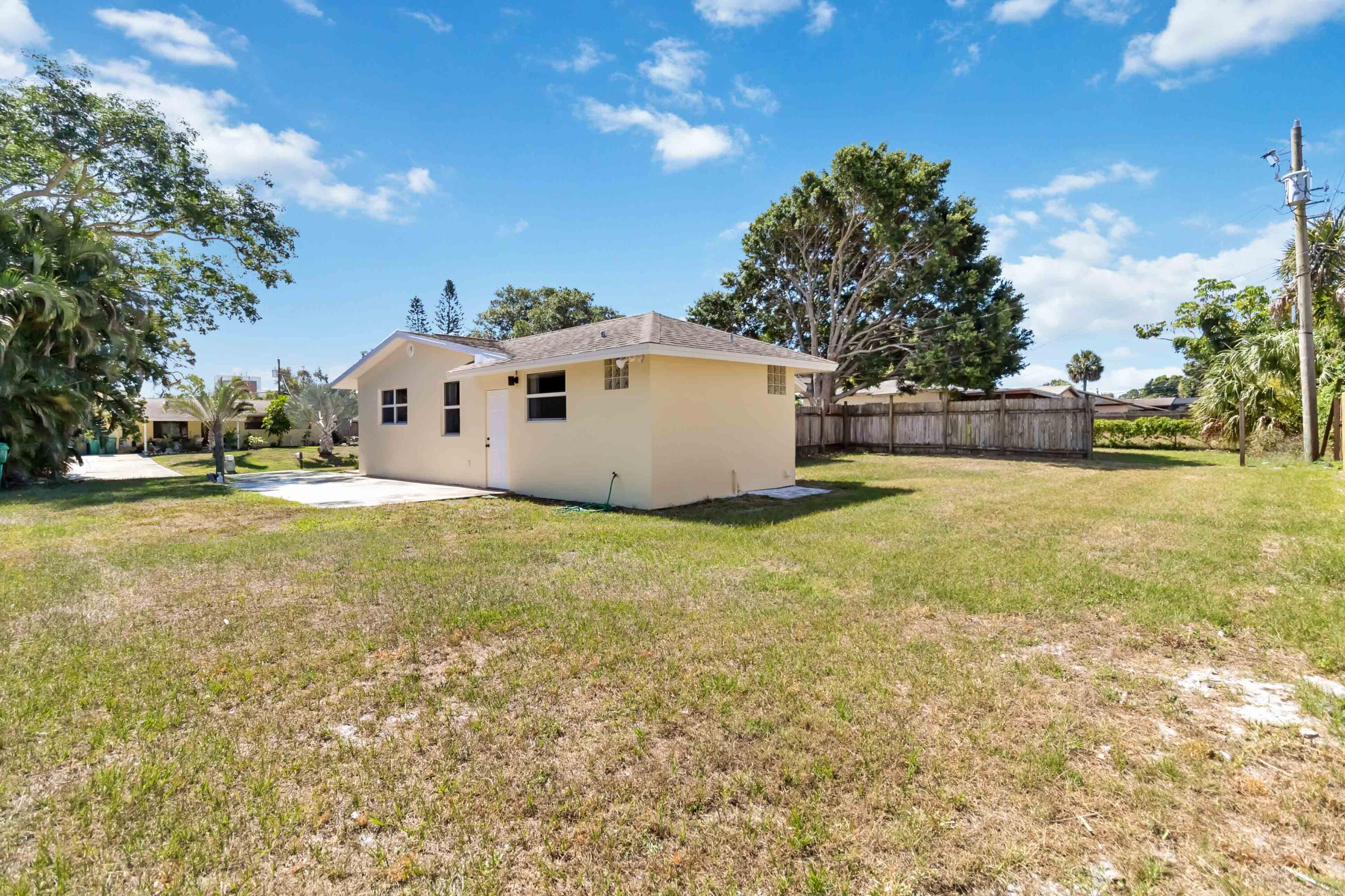 2908 Emory Street Melbourne, FL 32901 - Photo 33 of 34 029