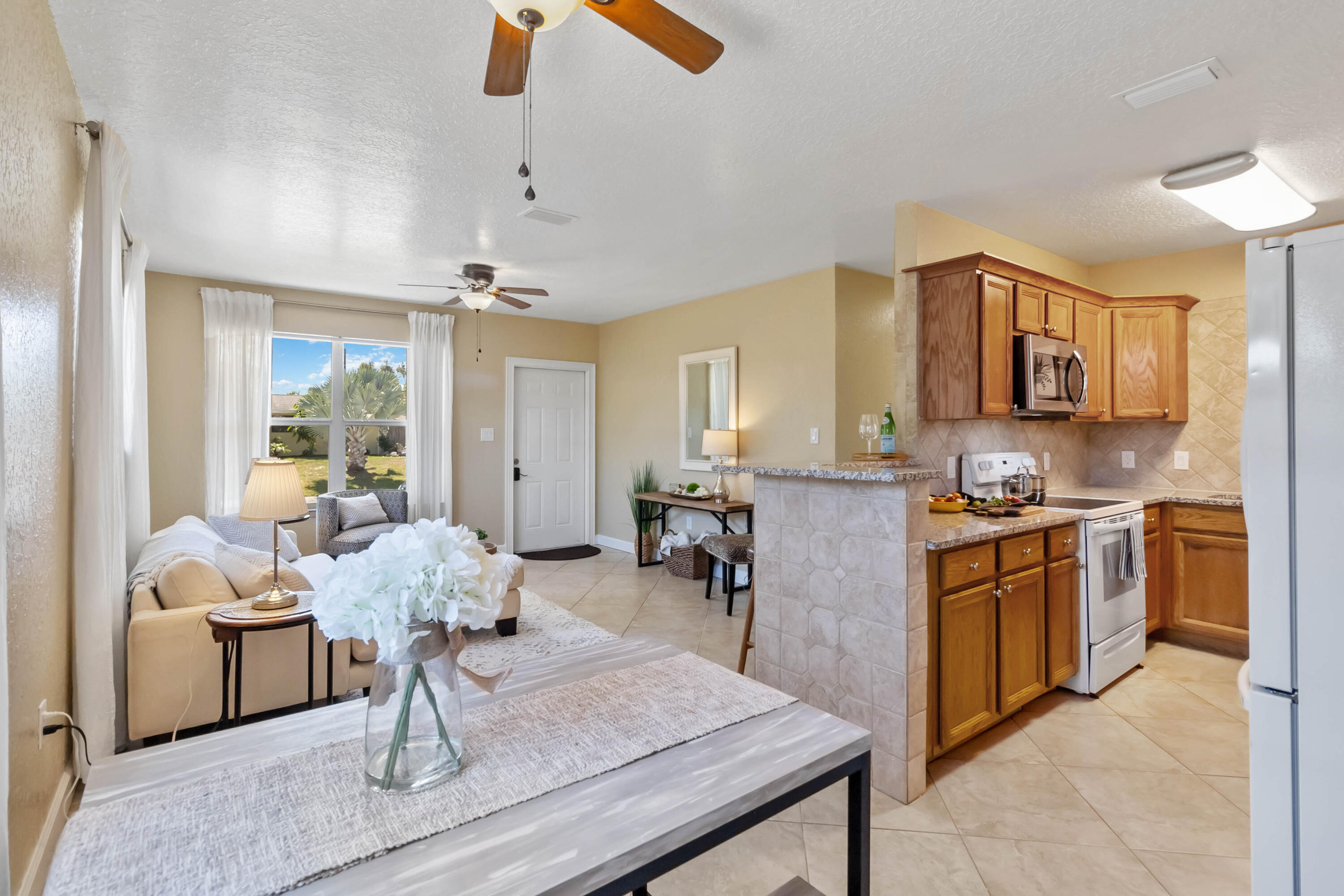 2908 Emory Street Melbourne, FL 32901 - Photo 9 of 34 011