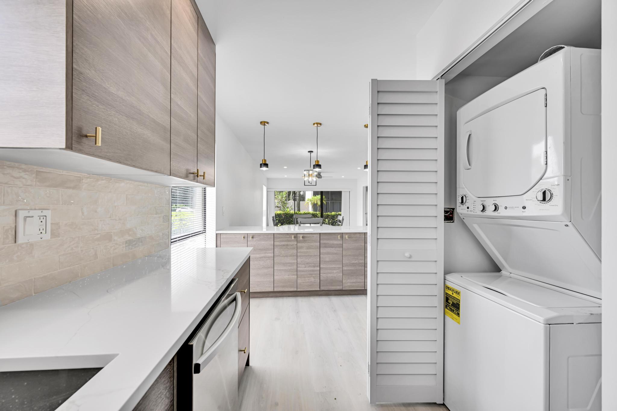 159 Northwest 70th Street, Unit 401 Boca Raton, FL 33487 - Photo 11 of 26 159 NW 70th St #401 Boca 00017