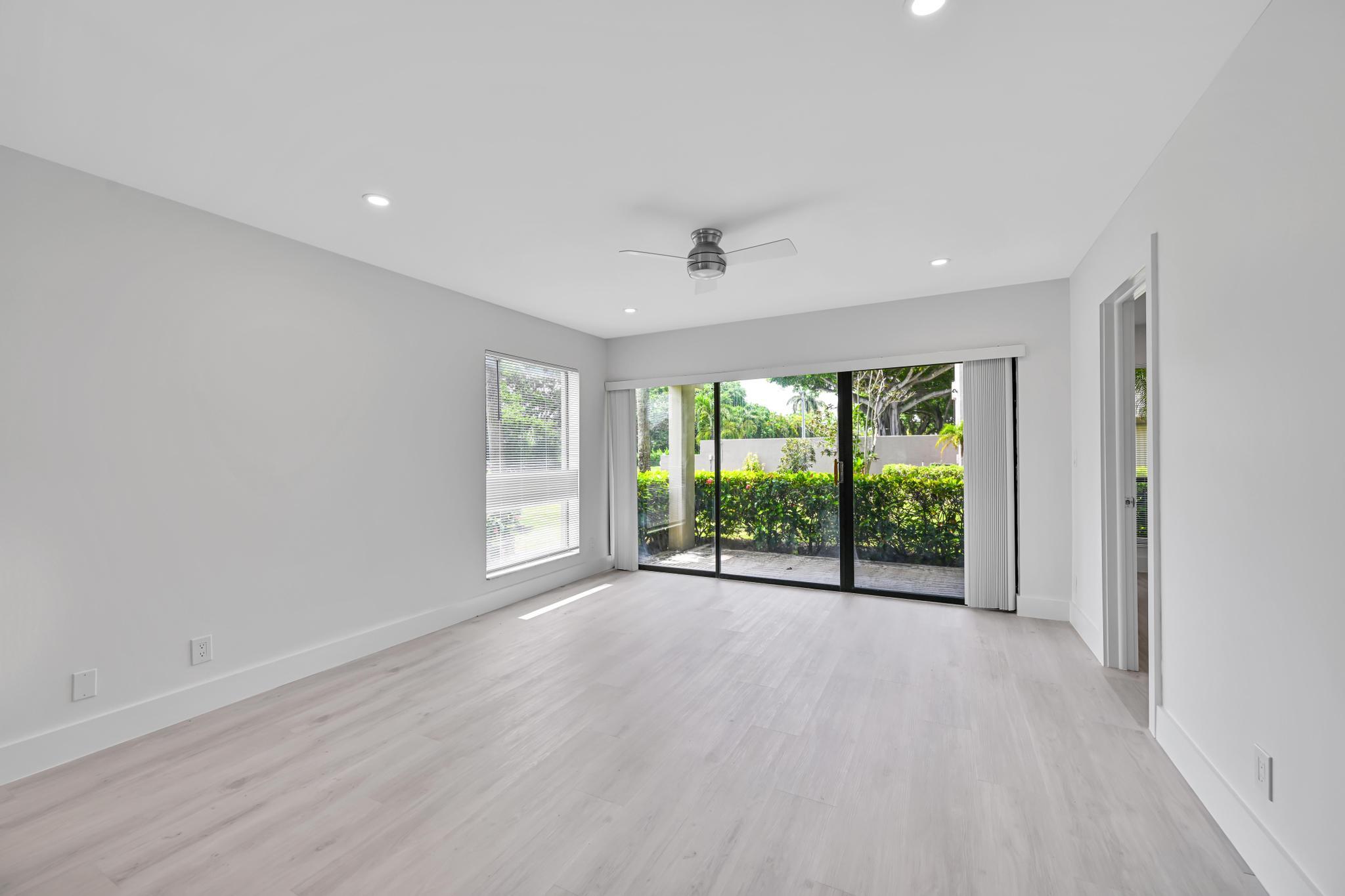 159 Northwest 70th Street, Unit 401 Boca Raton, FL 33487 - Photo 3 of 26 159 NW 70th St #401 Boca 00003