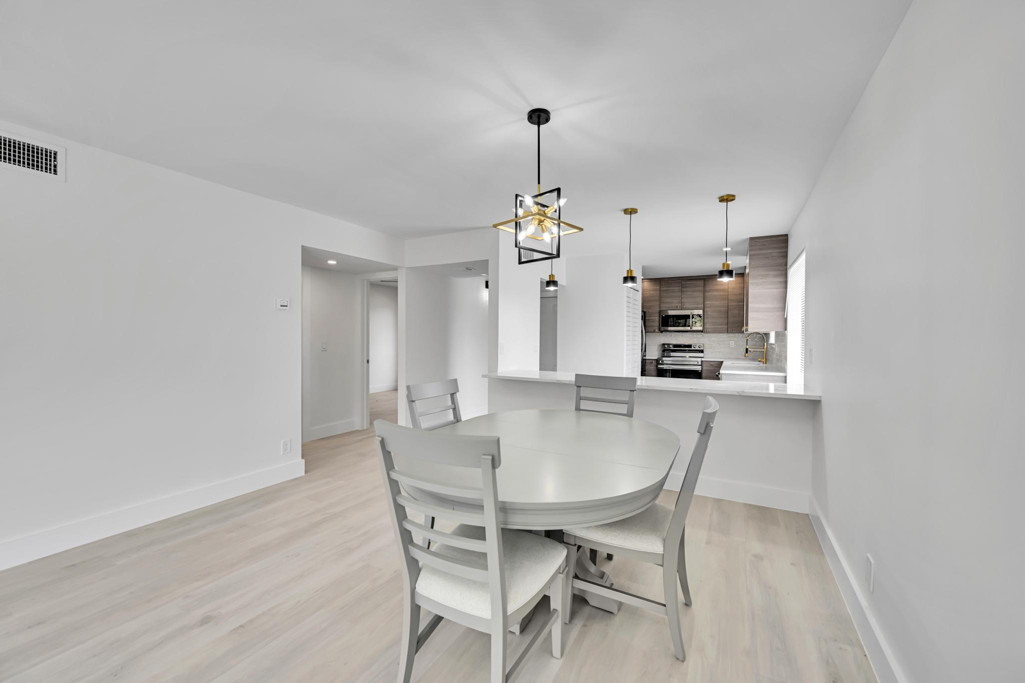 159 Northwest 70th Street, Unit 401 Boca Raton, FL 33487 - Photo 5 of 26 159 NW 70th St #401 Boca 00037
