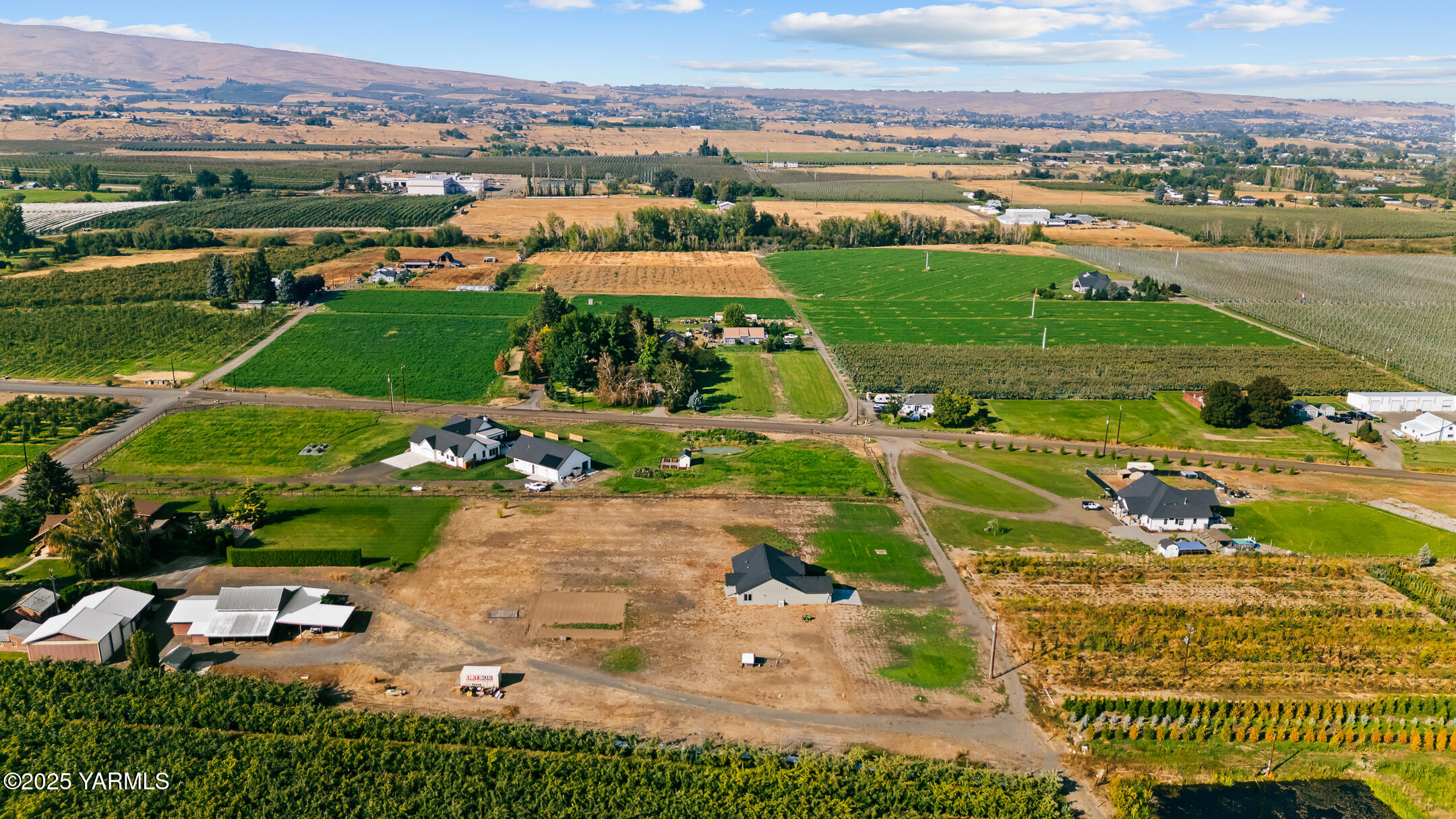 12312 Nelson Road Yakima, WA 98903 - Photo 30 of 36 an aerial view of a city