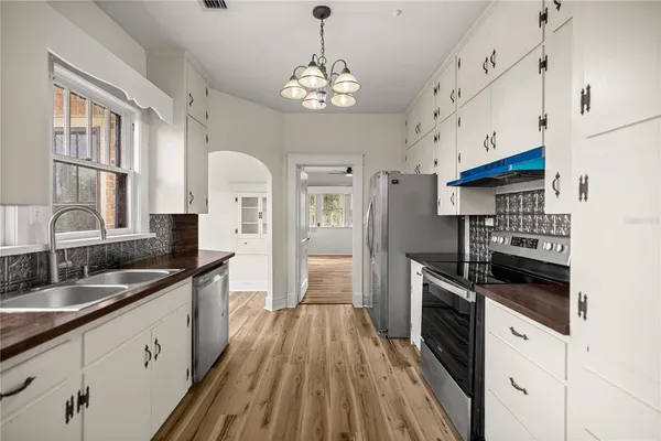 $249,900 | 7018 Southeast 222nd Drive, Hawthorne, FL 32640