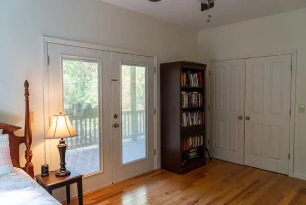 a view of an empty walk in closet