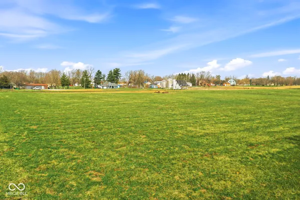$275,000 | 7615 Fayette Road, Brownsburg, IN 46112