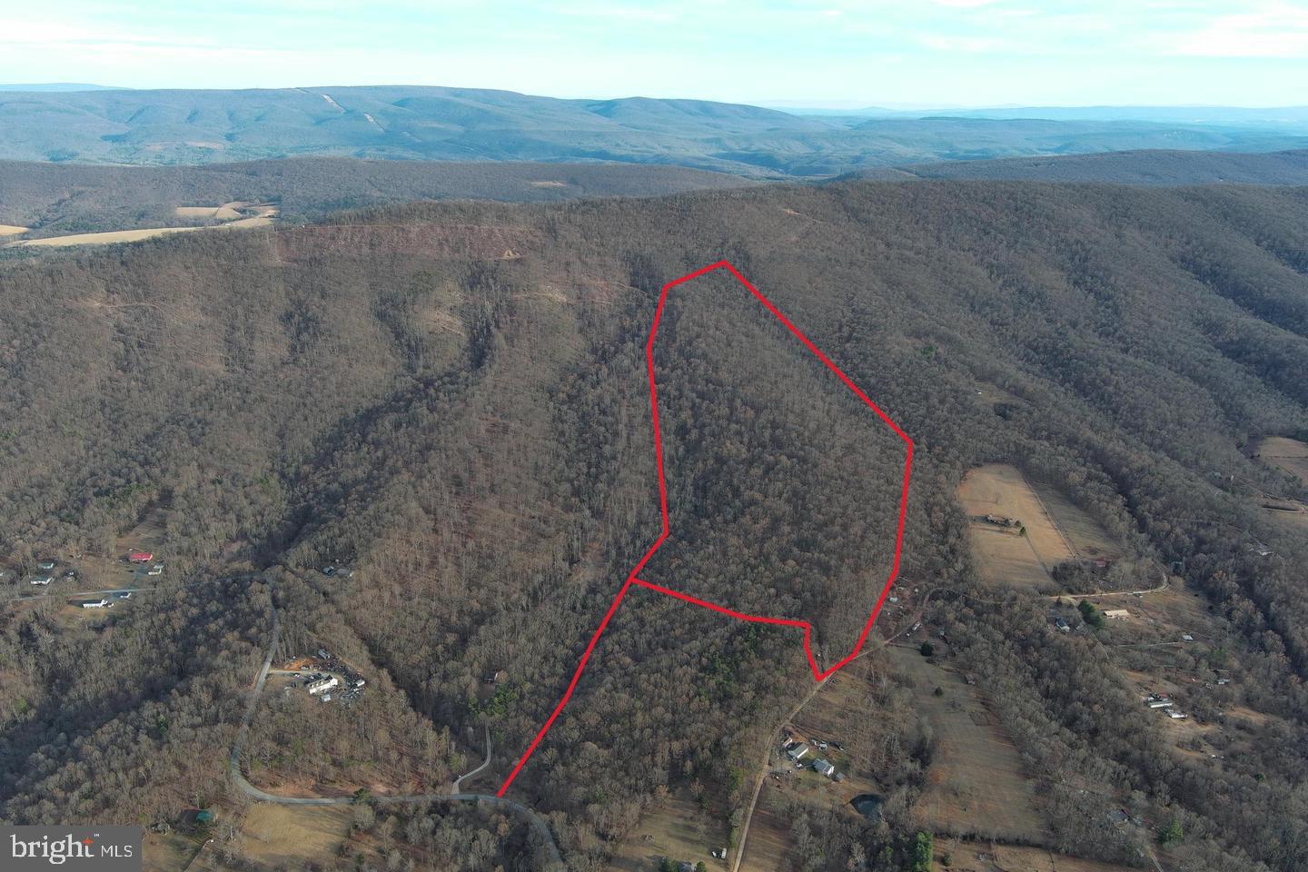 59 Back Country Road Paw Paw, WV 25434 - Photo 4 of 40