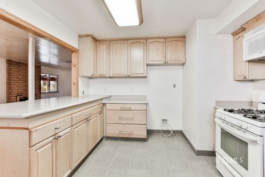 336 South Gold Canyon Street Ridgecrest, CA 93555 - Photo 5 of 49 Gallery Image 5