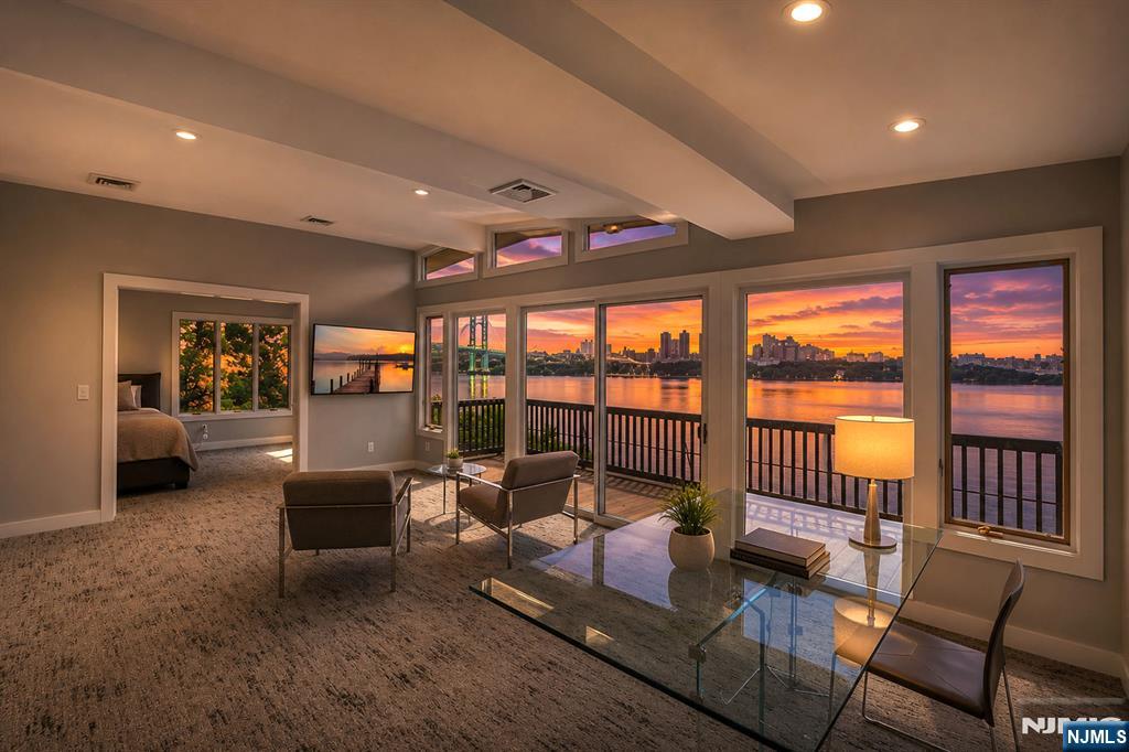 35 Shore Road Edgewater, NJ 07020 - Photo 16 of 49