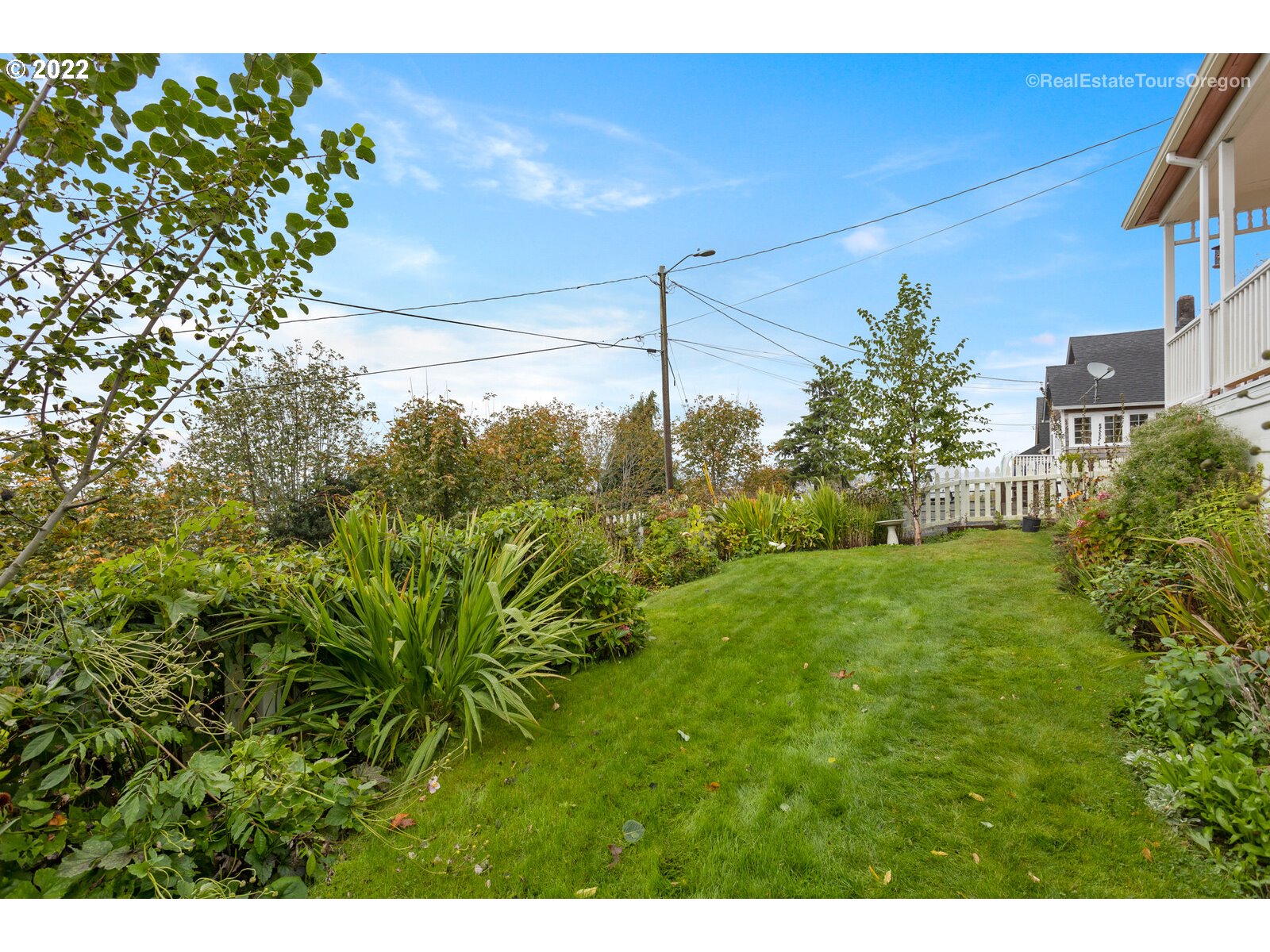 368 38th Street Astoria, OR 97103 - Photo 28 of 32