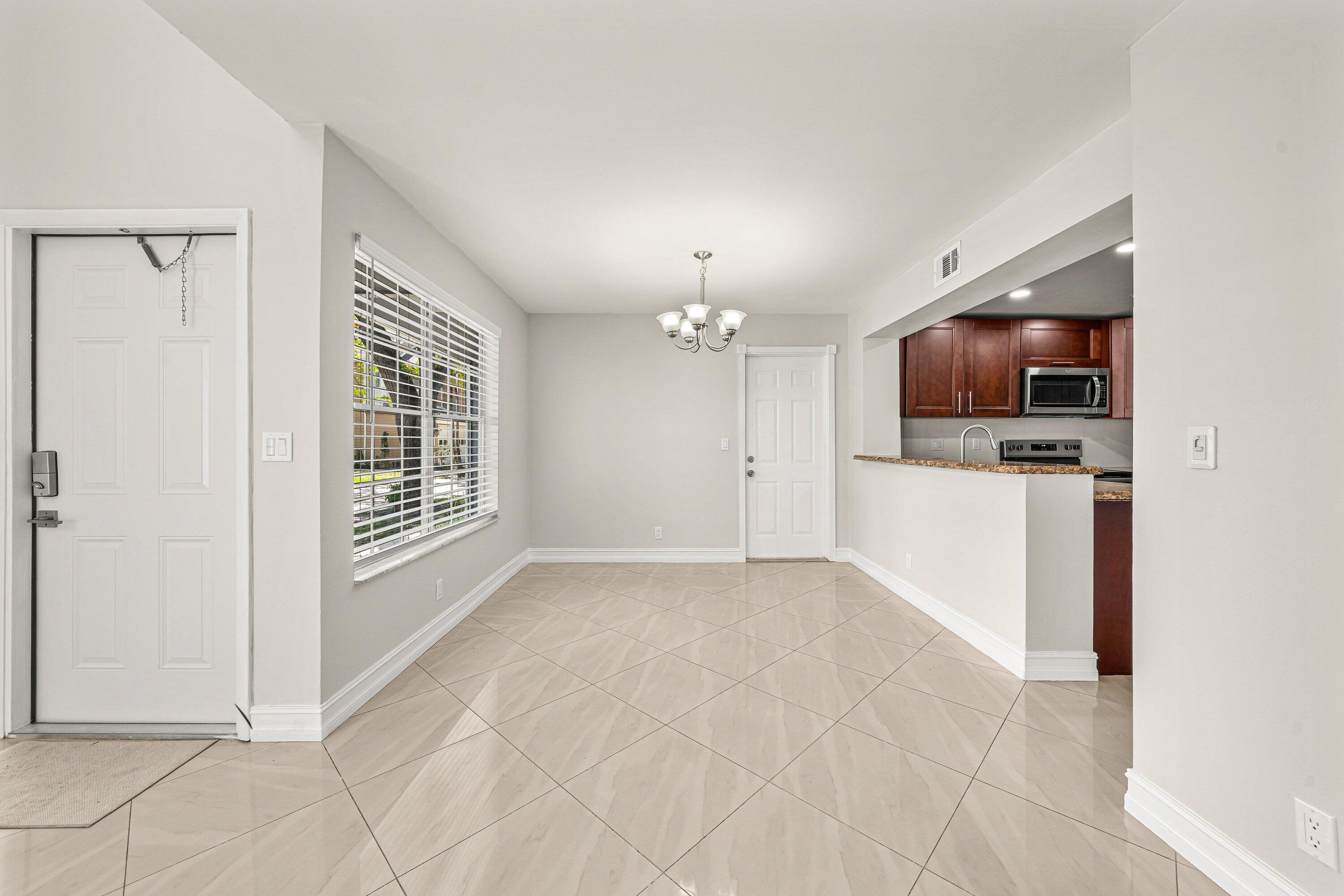 5331 Buckhead Circle, Unit 1030 Boca Raton, FL 33431 - Photo 13 of 50 011-5331BuckheadCircle-BocaRaton-FL-3348
