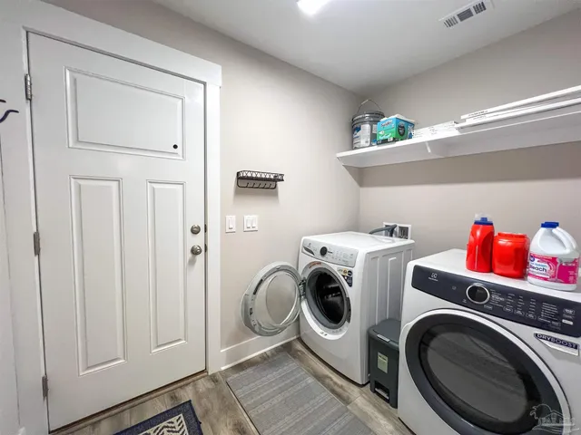 $2,500 | 5686 Dunridge Drive, Pace, FL 32571