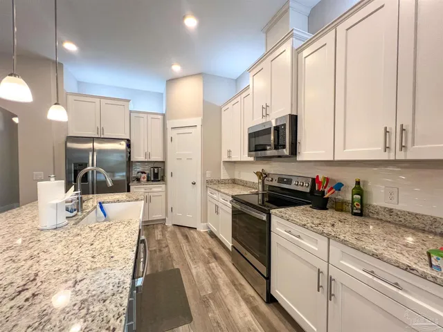 $2,500 | 5686 Dunridge Drive, Pace, FL 32571