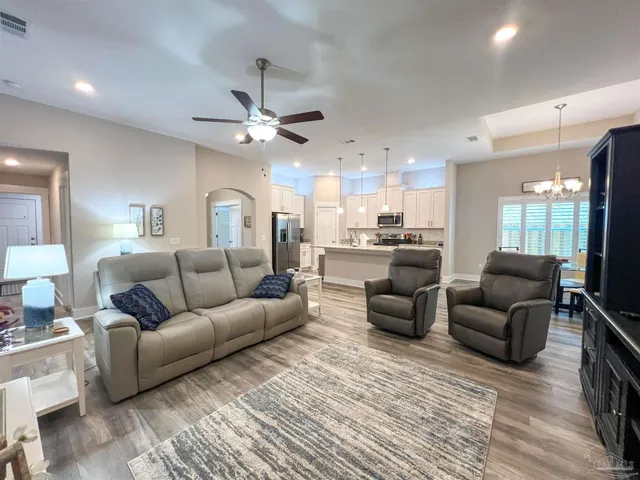 $2,500 | 5686 Dunridge Drive, Pace, FL 32571