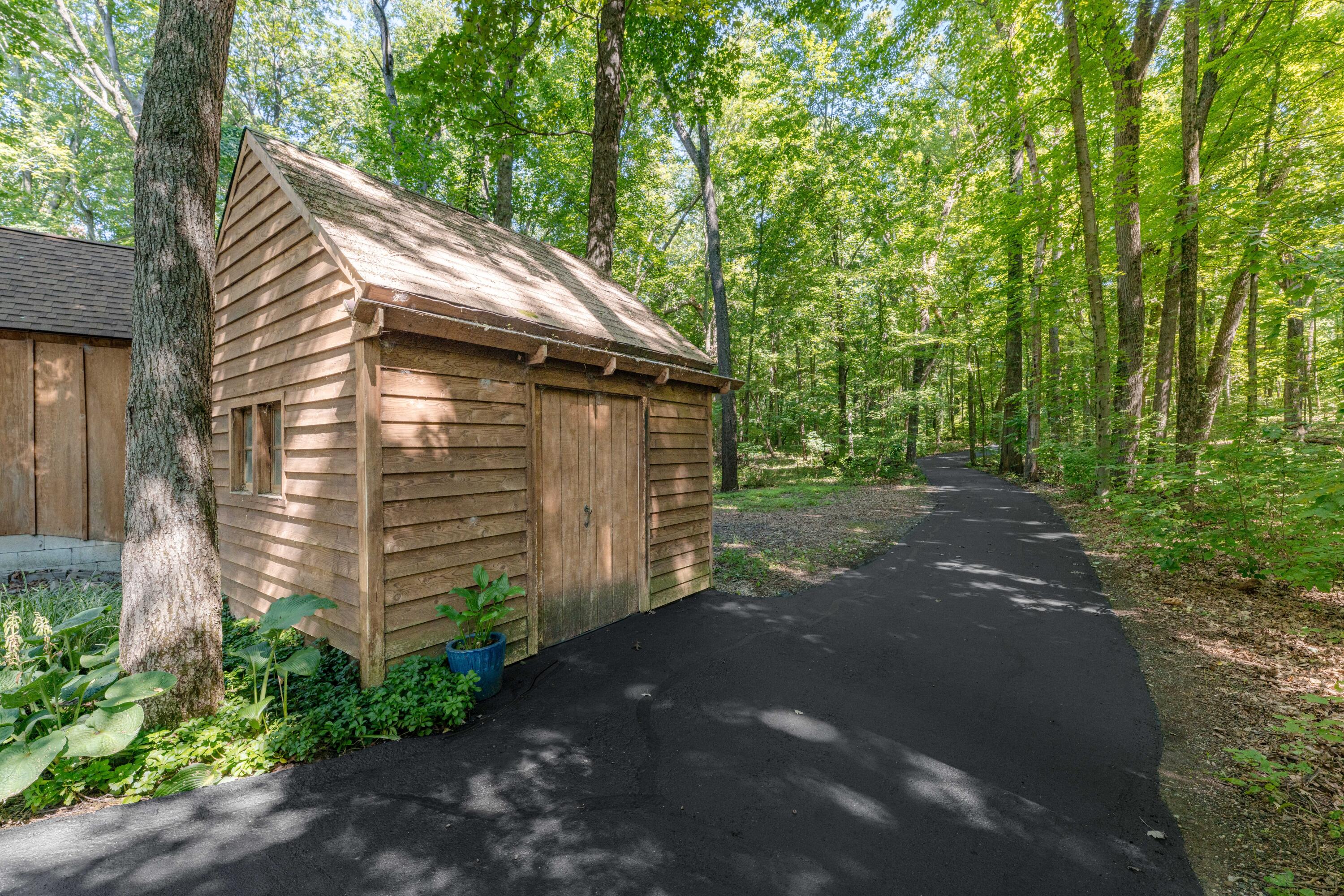 10121 West R Avenue Mattawan, MI 49071 - Photo 45 of 53 DSC08852